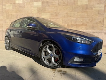 Used Ford Focus 2015 for sale - 76060940: Photo