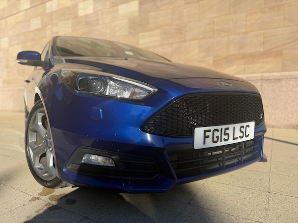 Used Ford Focus 2015 for sale - 76060940: Photo 5