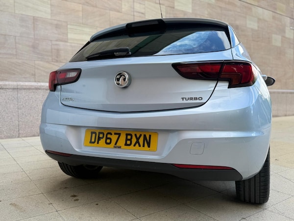 Used Vauxhall Astra 2018 for sale - 76251201: Photo 8