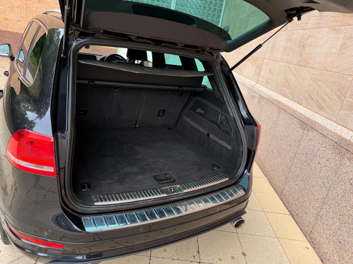 Used Volkswagen Touareg 2013 for sale - 76188844: Photo 41