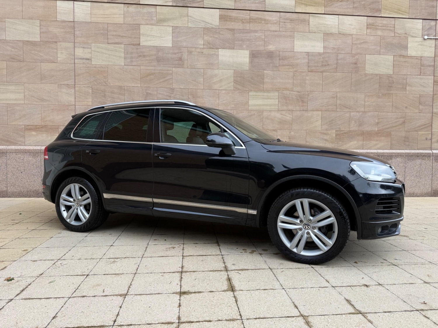 Used Volkswagen Touareg 2013 for sale - 76188844: Photo 5