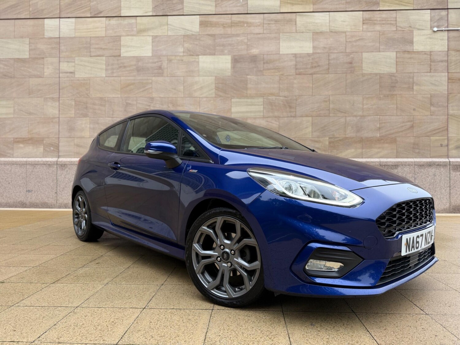 Used Ford Fiesta 2018 for sale - 76122349: Photo 4