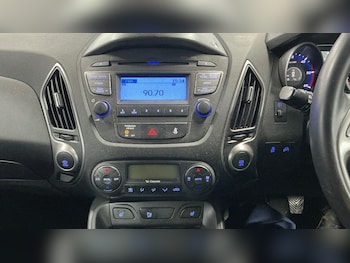 Used Hyundai Ix35 2015 for sale - 77753809: Photo