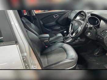 Used Hyundai Ix35 2015 for sale - 77753809: Photo