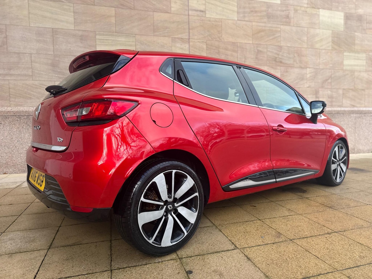 Used Renault Clio 2016 for sale - 76953207: Photo 12