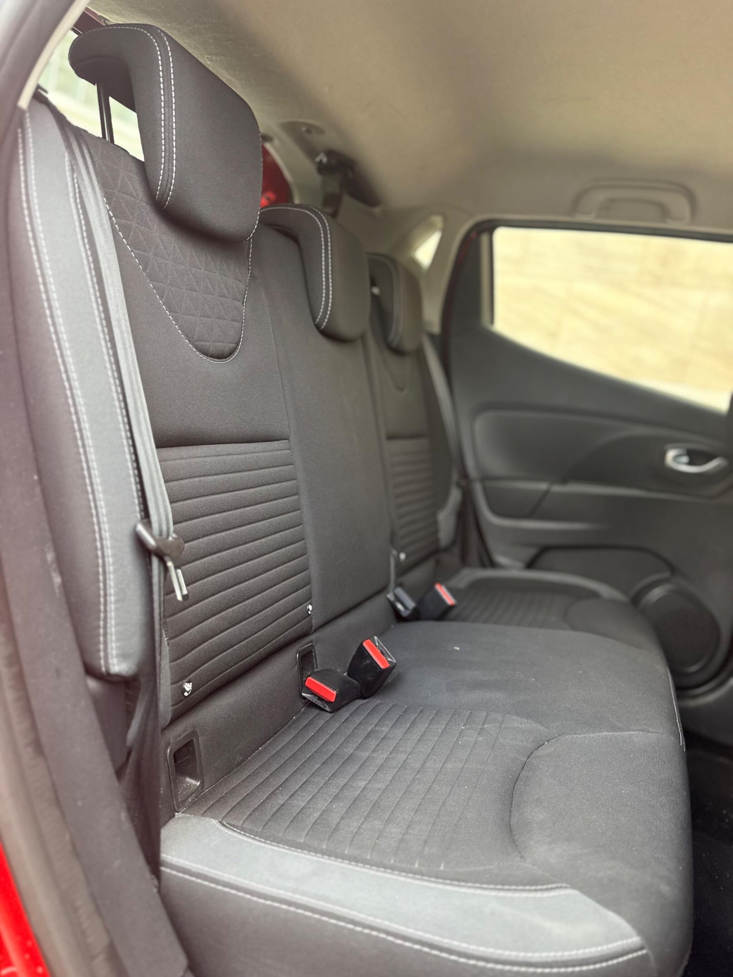 Used Renault Clio 2016 for sale - 76953207: Photo 16