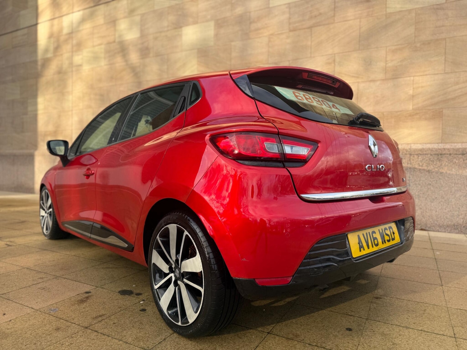 Used Renault Clio 2016 for sale - 76953207: Photo 2