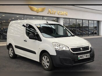 Used Peugeot Partner 2017 for sale - 77549783: Photo