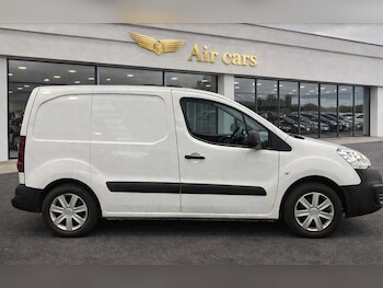 Used Peugeot Partner 2017 for sale - 77549783: Photo