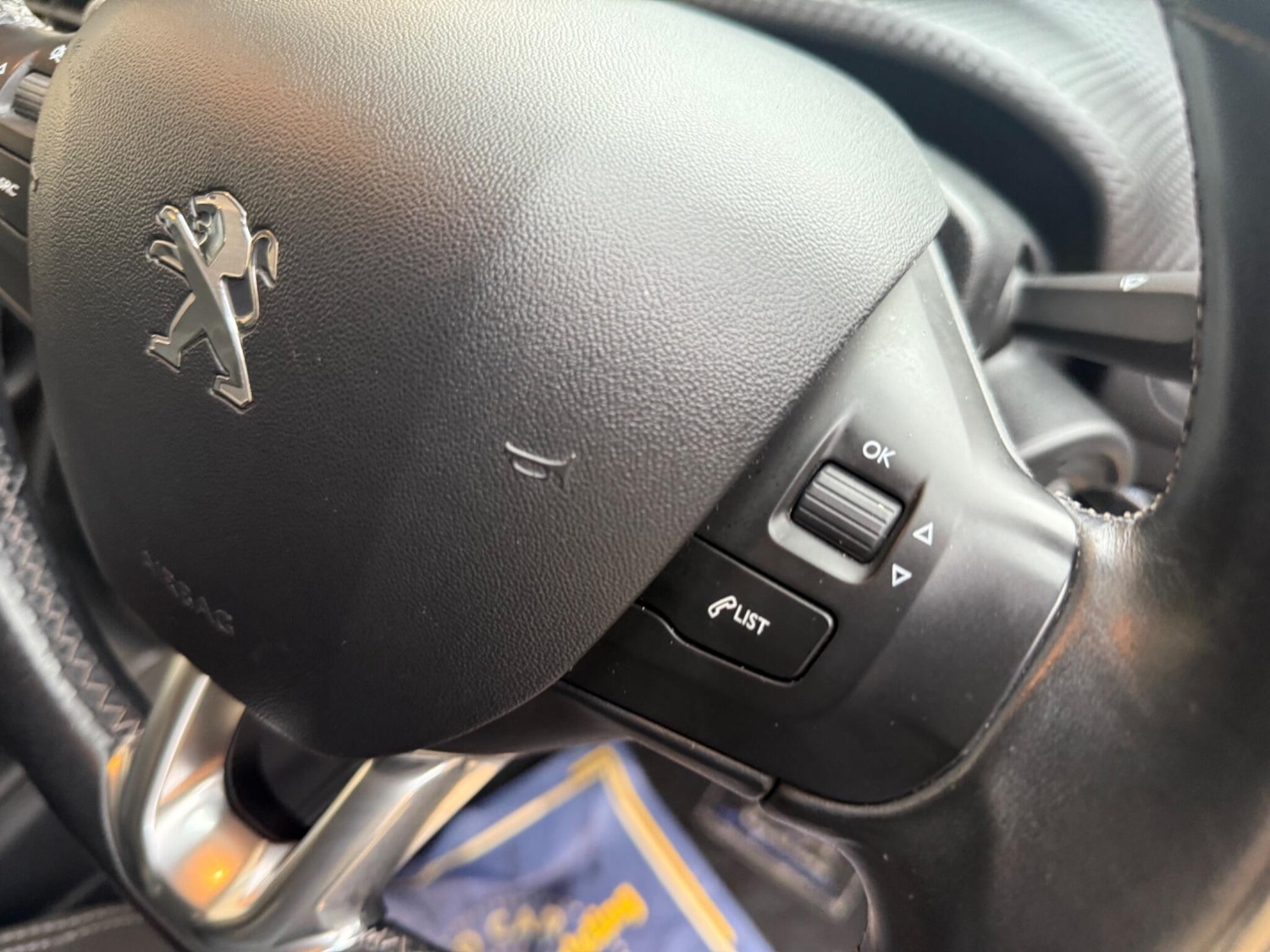Used Peugeot 208 2015 for sale - 76123049: Photo 14