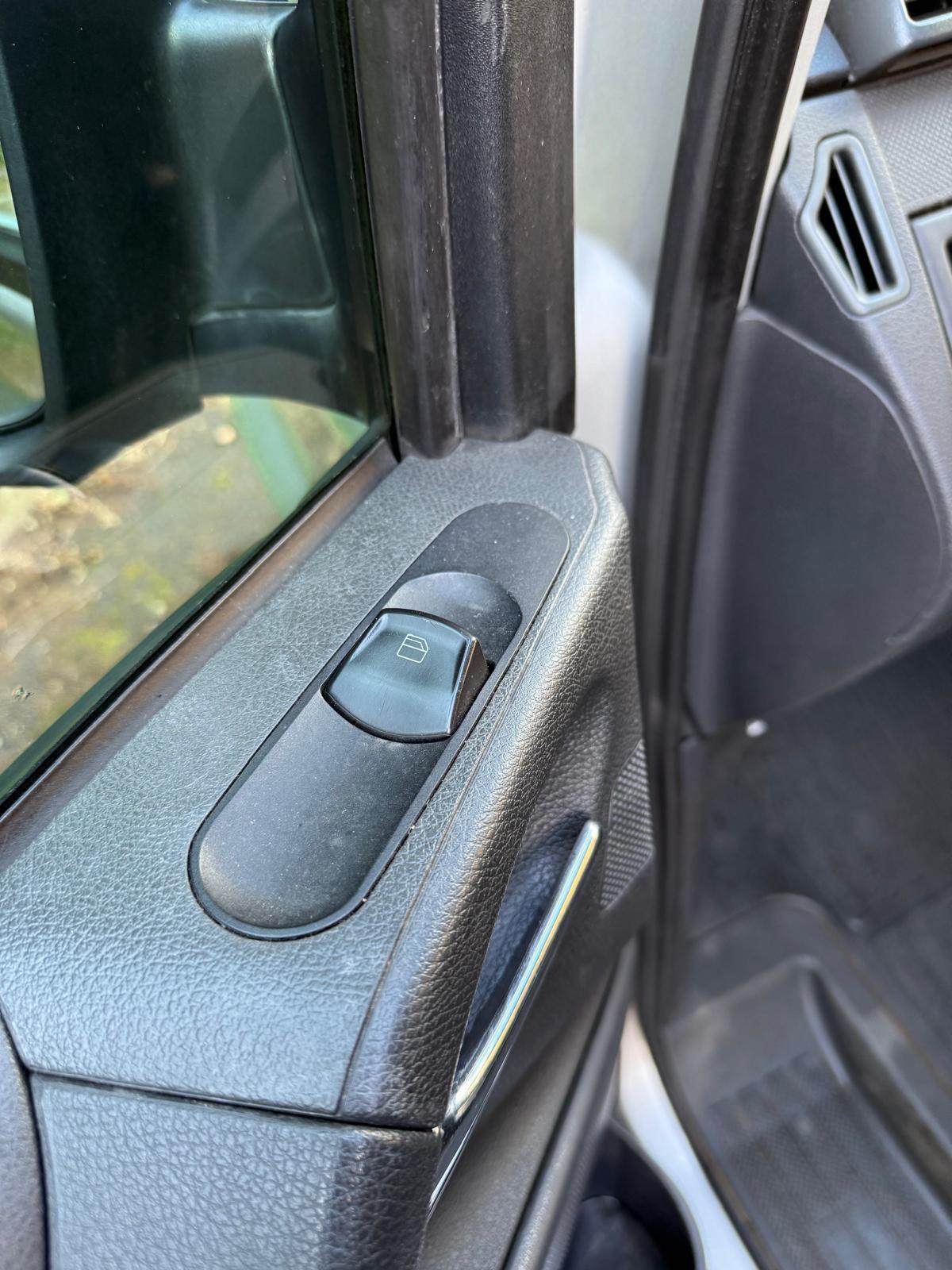 Used Mercedes-Benz Vito 2014 for sale - 77143325: Photo 16