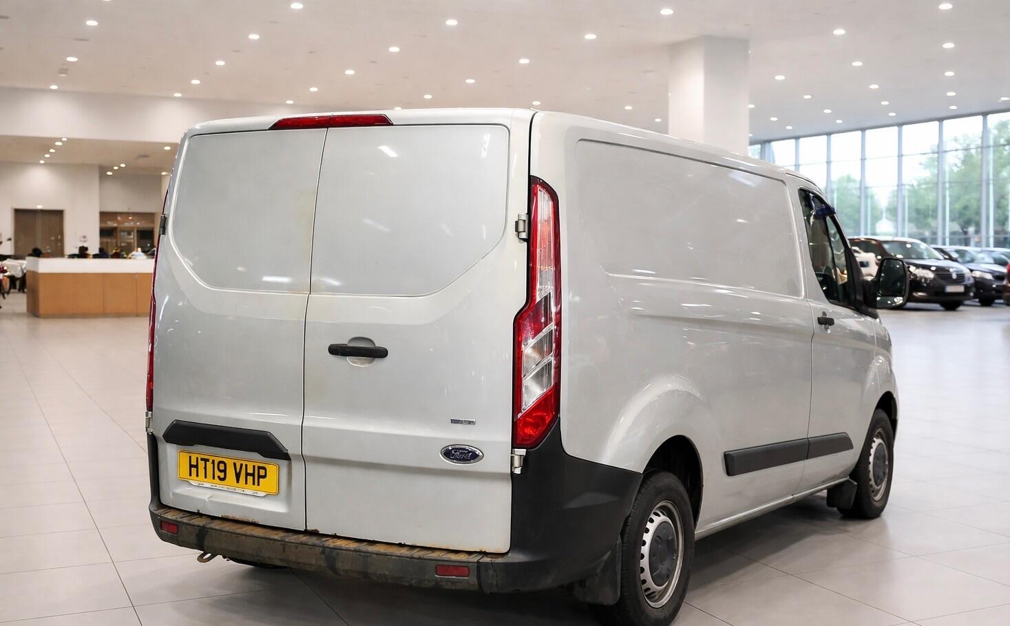 Used Ford Transit Custom 2019 for sale - 77709475: Photo 2