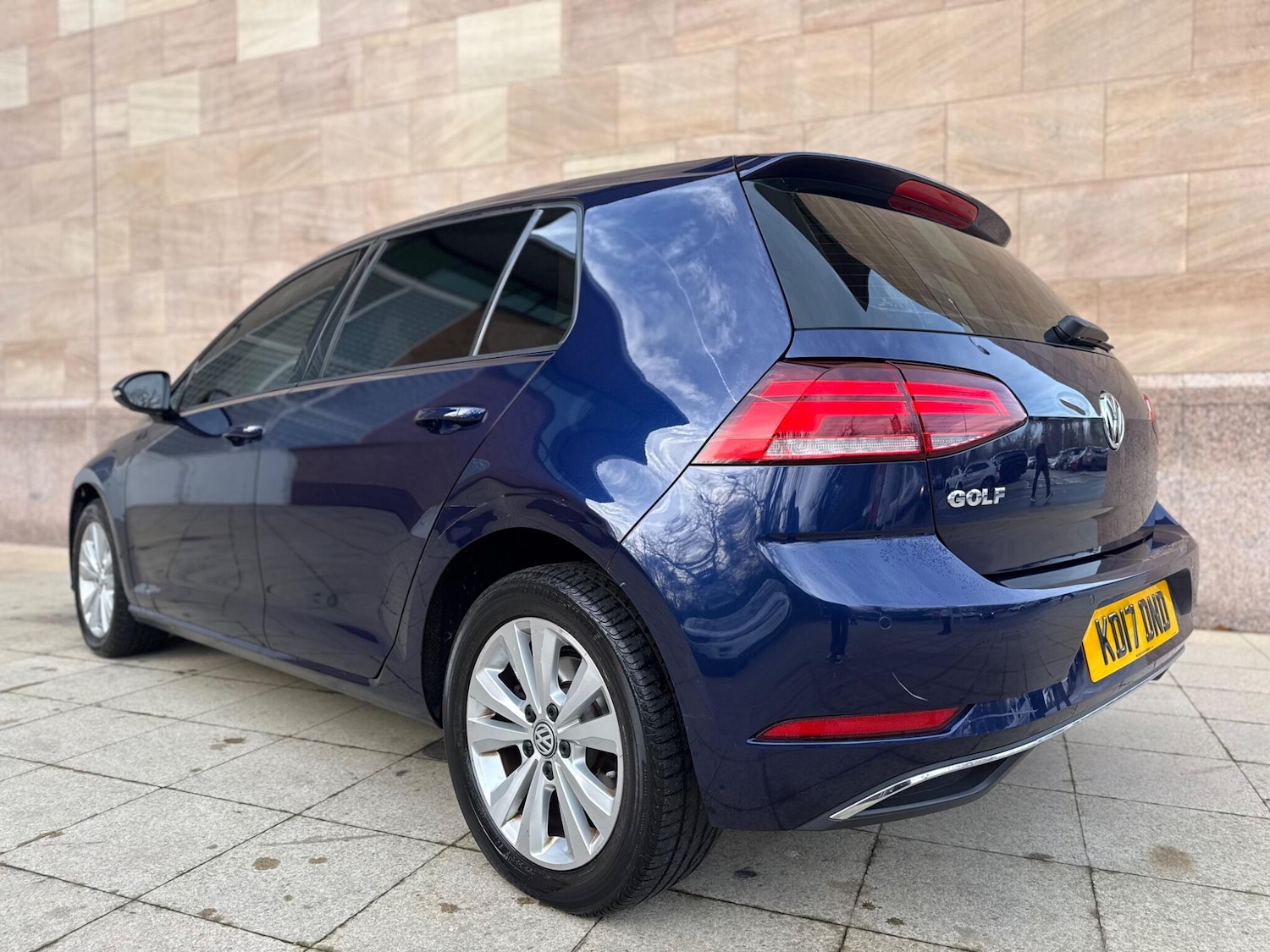 Used Volkswagen Golf 2017 for sale - 76899688: Photo 14
