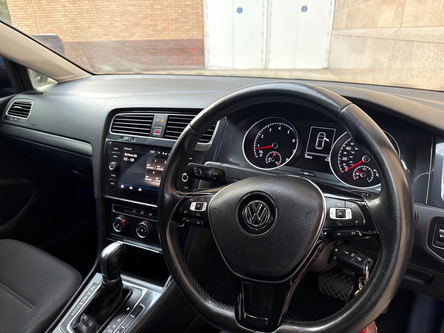Used Volkswagen Golf 2017 for sale - 76899688: Photo 15