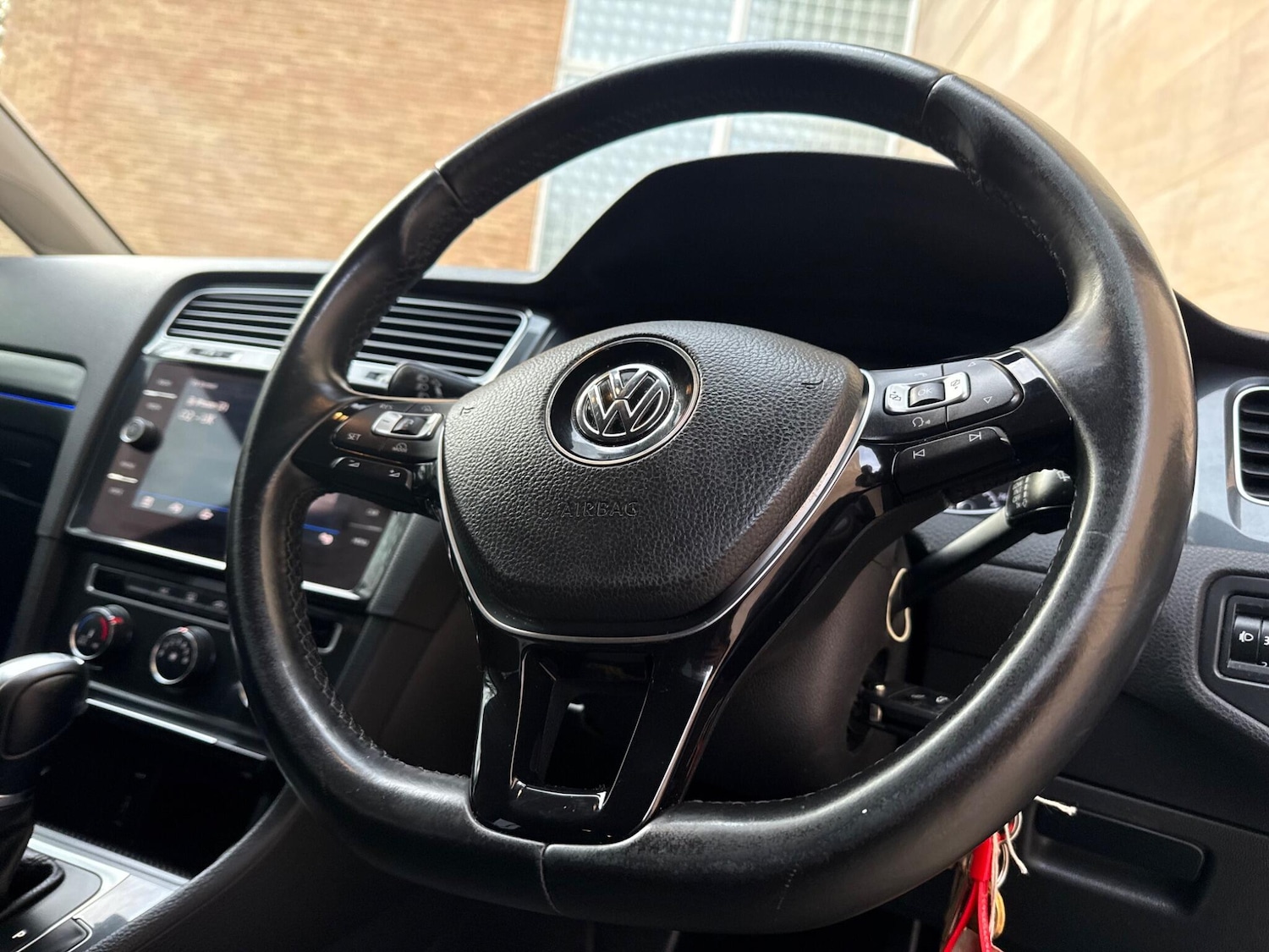 Used Volkswagen Golf 2017 for sale - 76899688: Photo 16