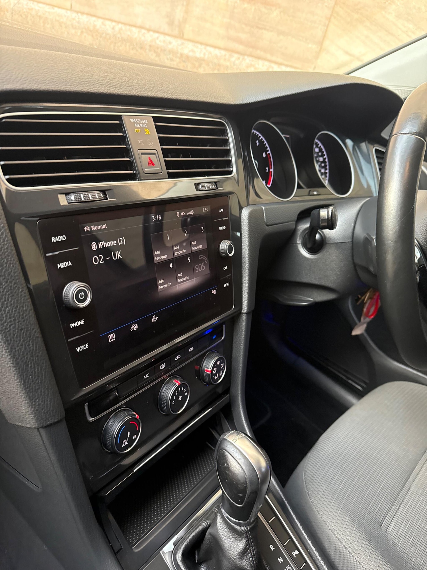 Used Volkswagen Golf 2017 for sale - 76899688: Photo 25