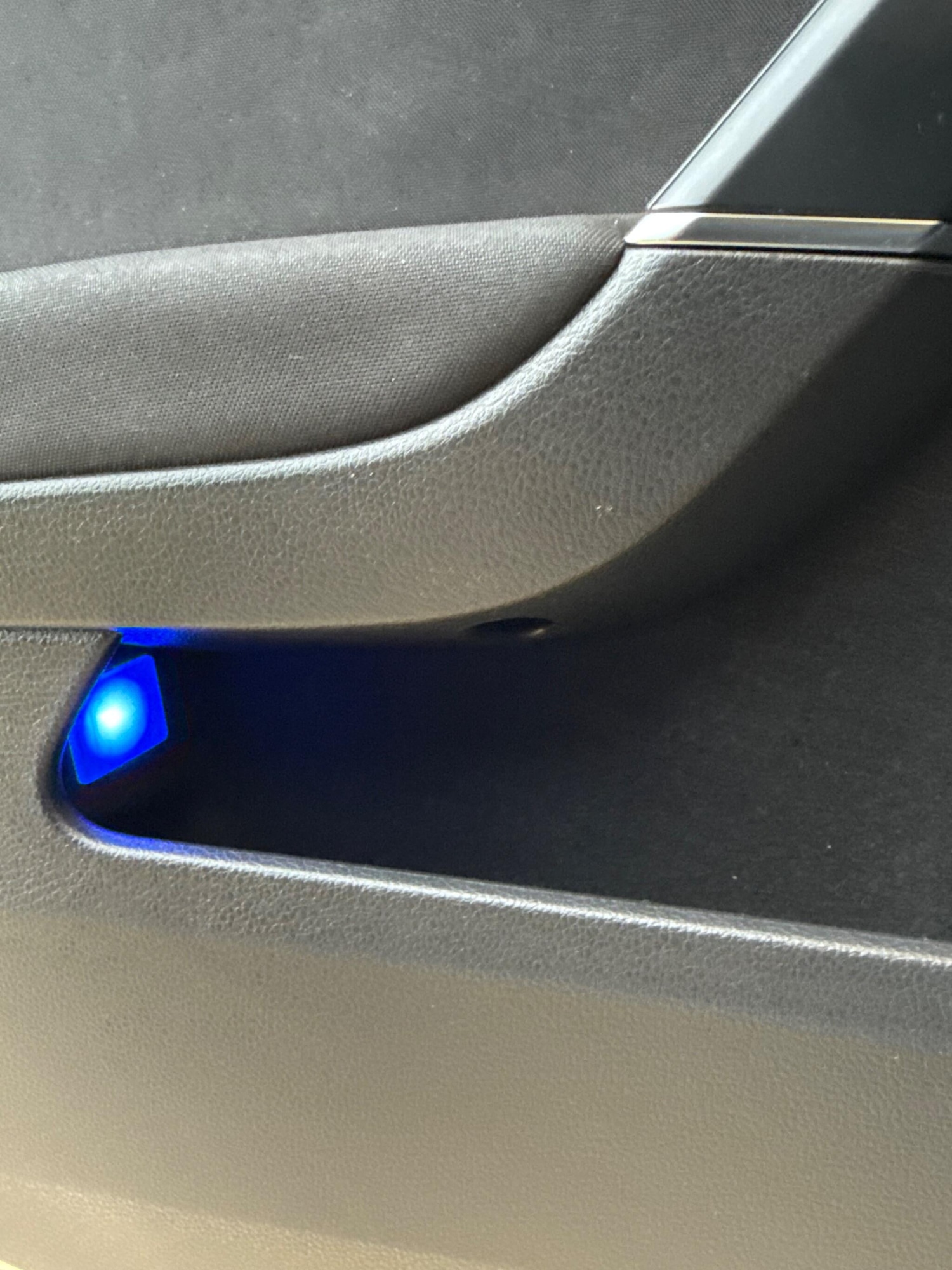 Used Volkswagen Golf 2017 for sale - 76899688: Photo 28