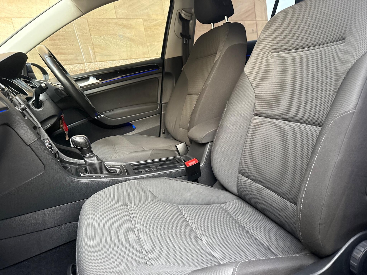 Used Volkswagen Golf 2017 for sale - 76899688: Photo 29