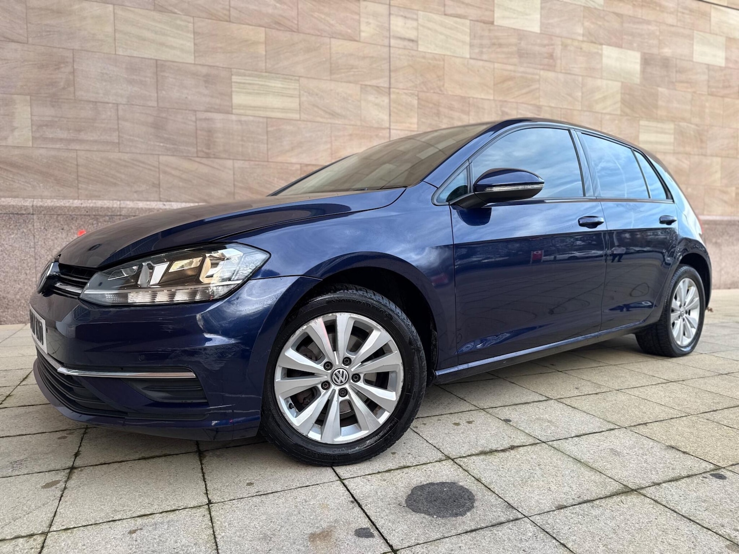 Used Volkswagen Golf 2017 for sale - 76899688: Photo 9