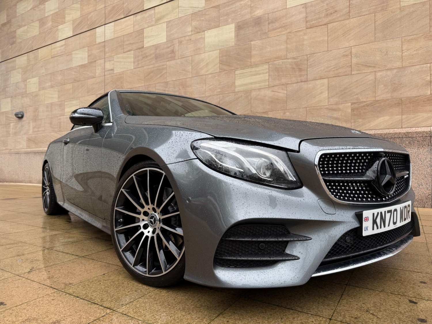 Used Mercedes-Benz E Class 2020 for sale - 76743162: Photo 2