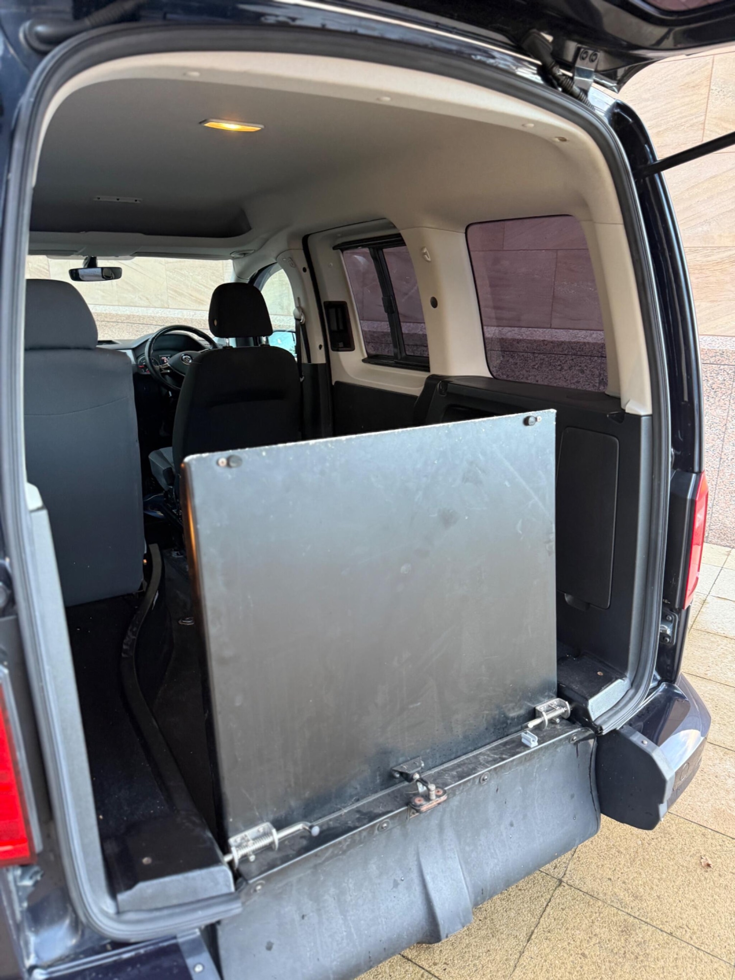 Used Volkswagen Caddy Life 2016 for sale - 76645452: Photo 15