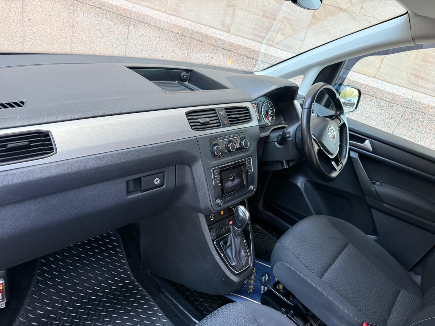 Used Volkswagen Caddy Life 2016 for sale - 76645452: Photo 19