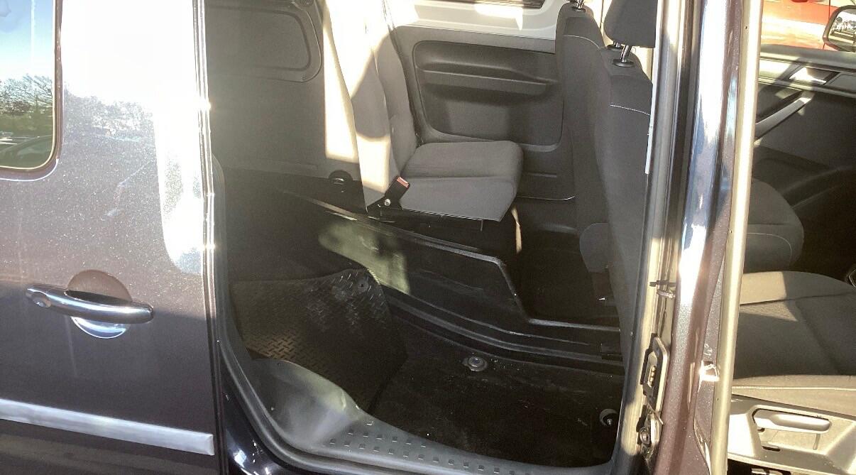 Used Volkswagen Caddy Life 2016 for sale - 76645452: Photo 8