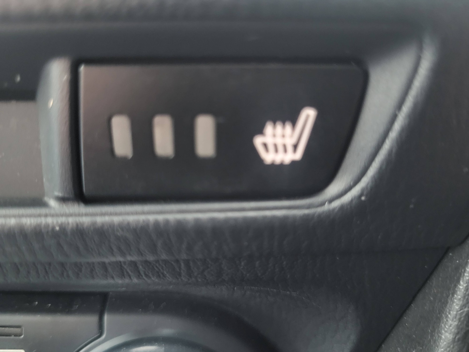 Used Mazda Mazda3 2017 for sale - 76449351: Photo 11