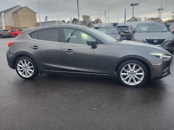 Used Mazda Mazda3 2017 for sale - 76449351: Photo