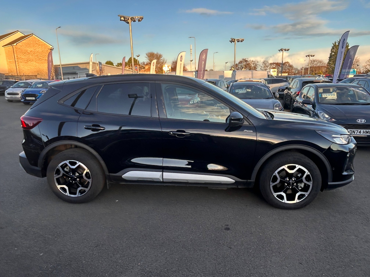 Used Ford Kuga 2025 for sale - 76649803: Photo 3