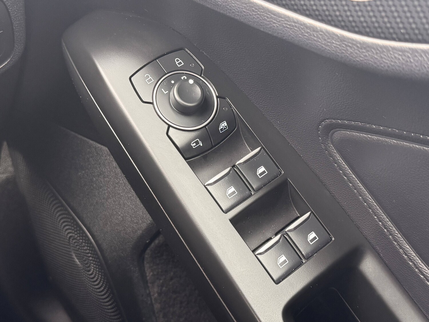 Used Ford Focus for sale - 77989408: Photo 44