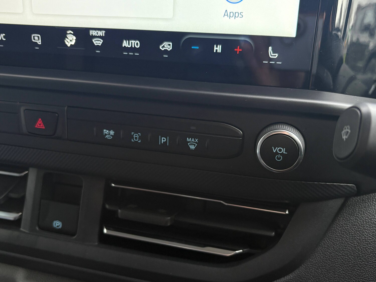 Used Ford Transit Custom 2024 for sale - 77533632: Photo 10