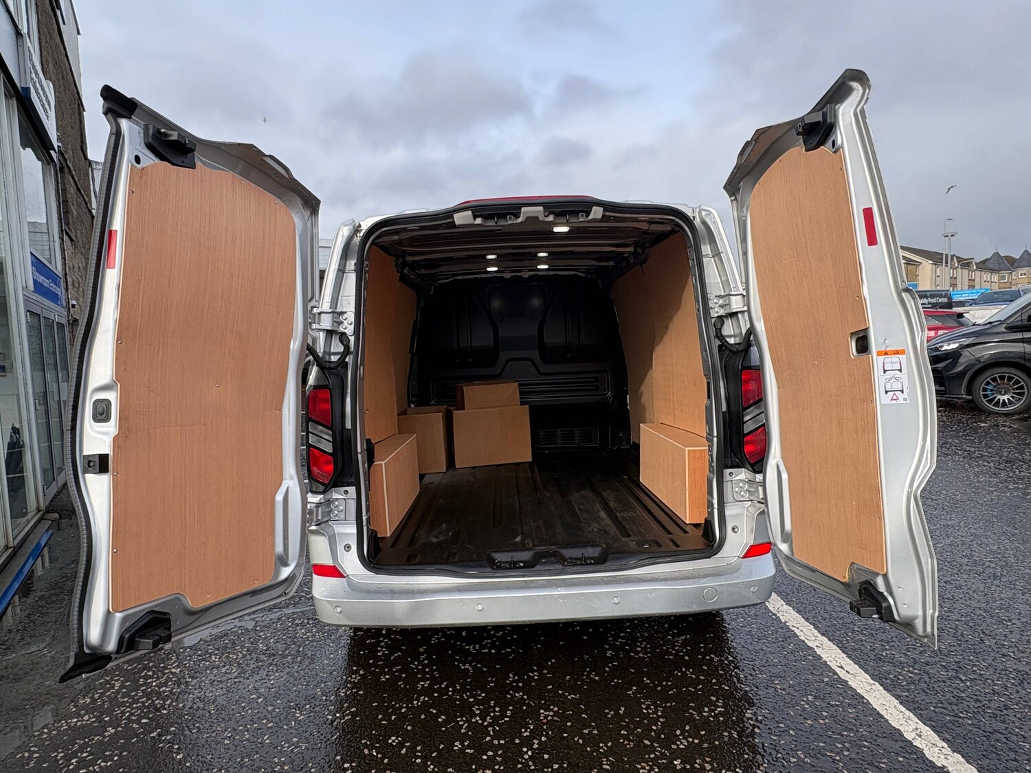 Used Ford Transit Custom 2024 for sale - 77533632: Photo 19