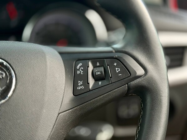 Used Vauxhall Astra 2020 for sale - 76088592: Photo 15