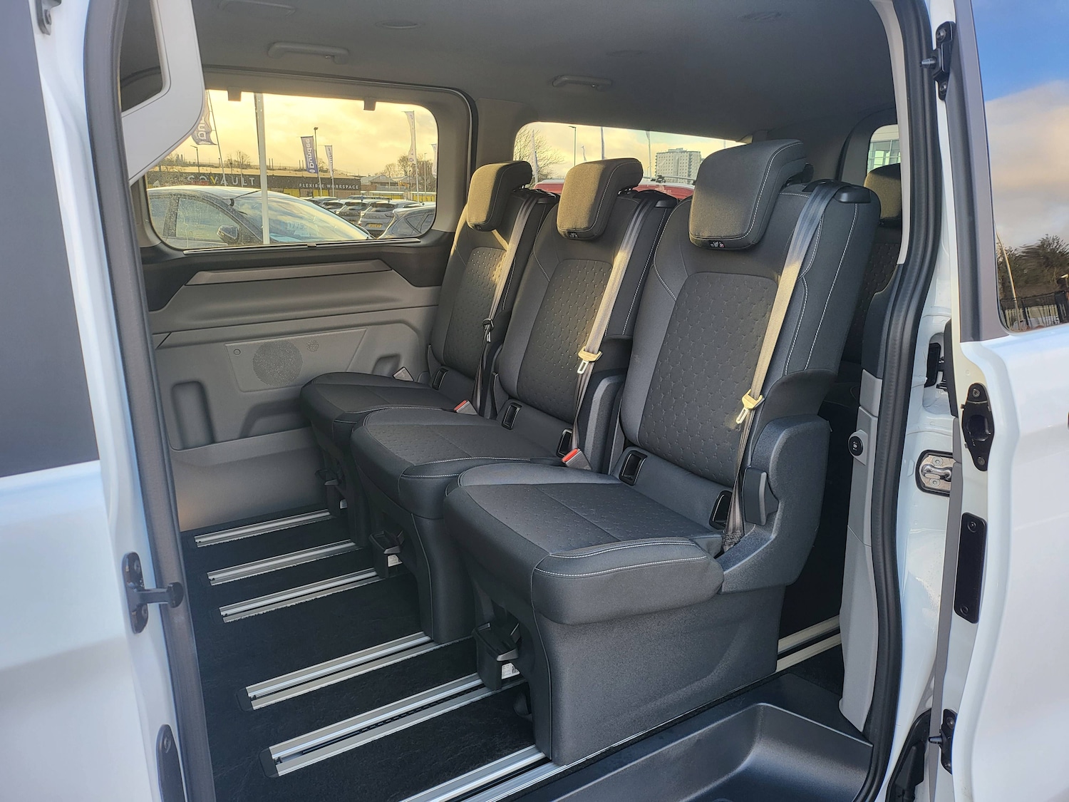 Used Ford Tourneo Custom 2025 for sale - 77831996: Photo 7