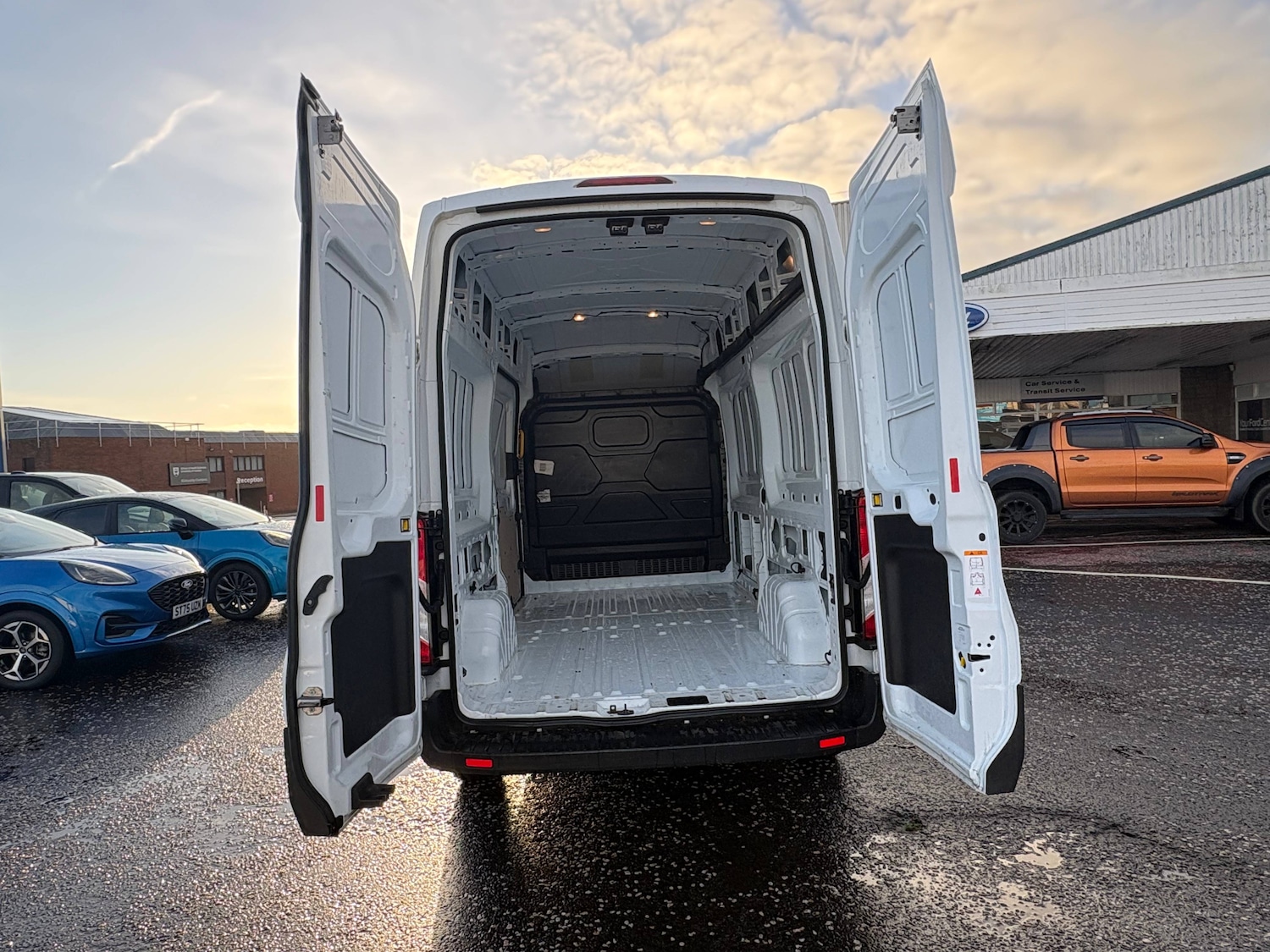 Used Ford Transit 2022 for sale - 77012349: Photo 10