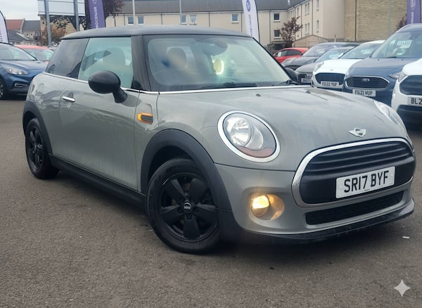 Used MINI Hatch 2017 for sale - 76302996: Photo 1