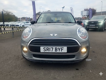 Used MINI Hatch 2017 for sale - 76302996: Photo 2