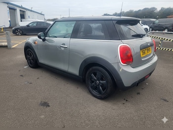 Used MINI Hatch 2017 for sale - 76302996: Photo 3