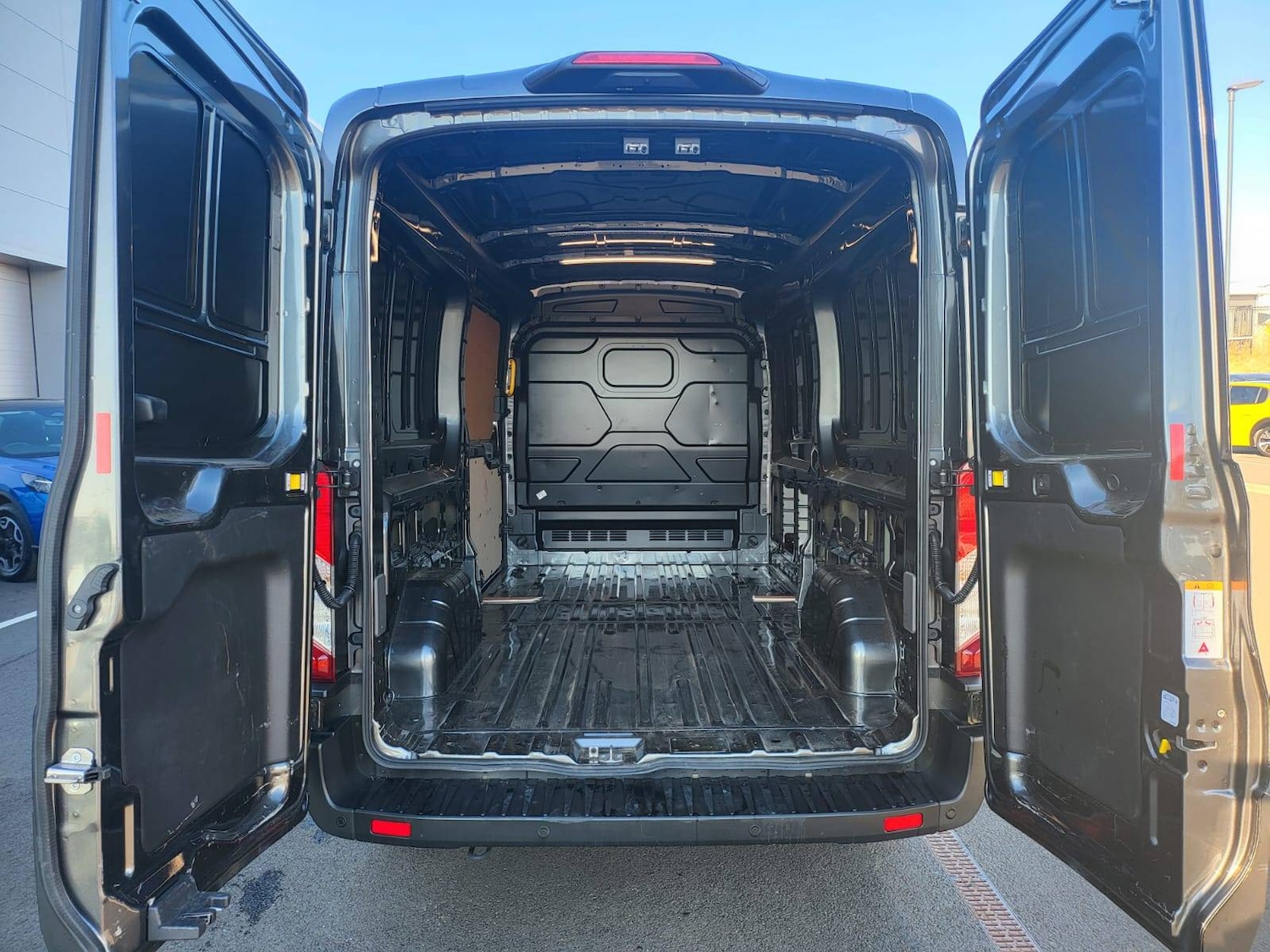 Used Ford Transit 2025 for sale - 76566498: Photo 16