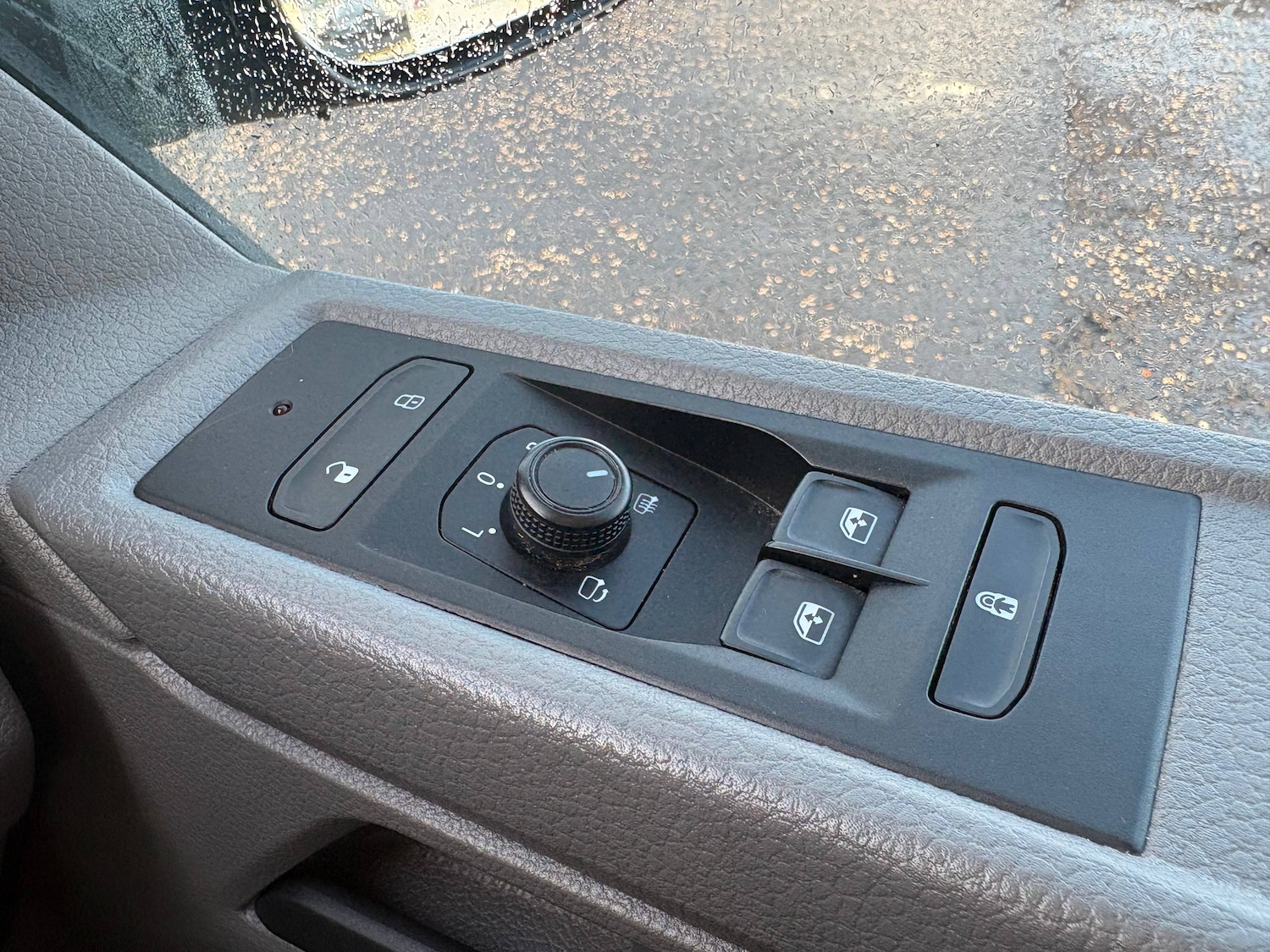 Used Volkswagen Transporter 2023 for sale - 77352201: Photo 25