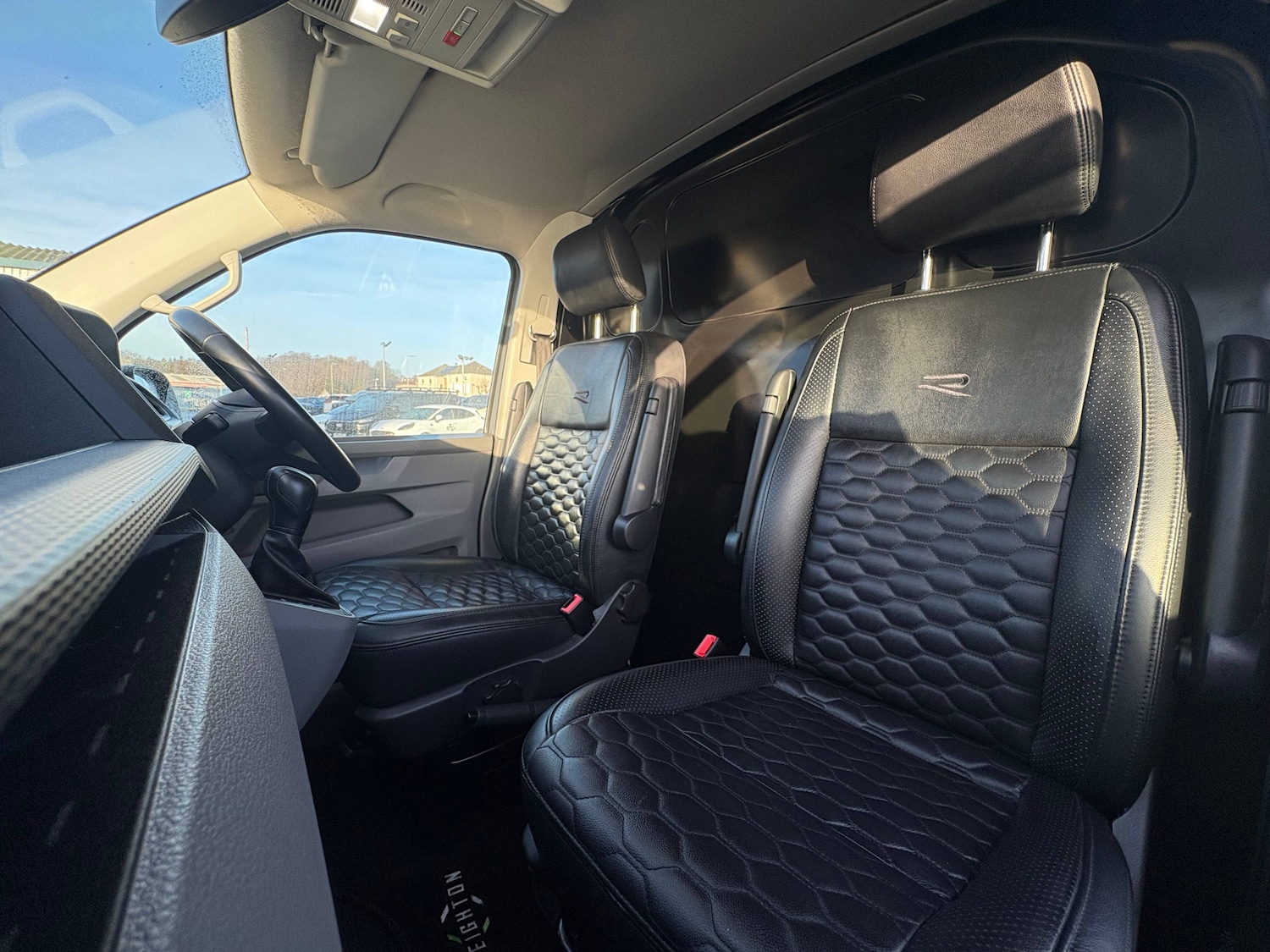 Used Volkswagen Transporter 2023 for sale - 77352201: Photo 7