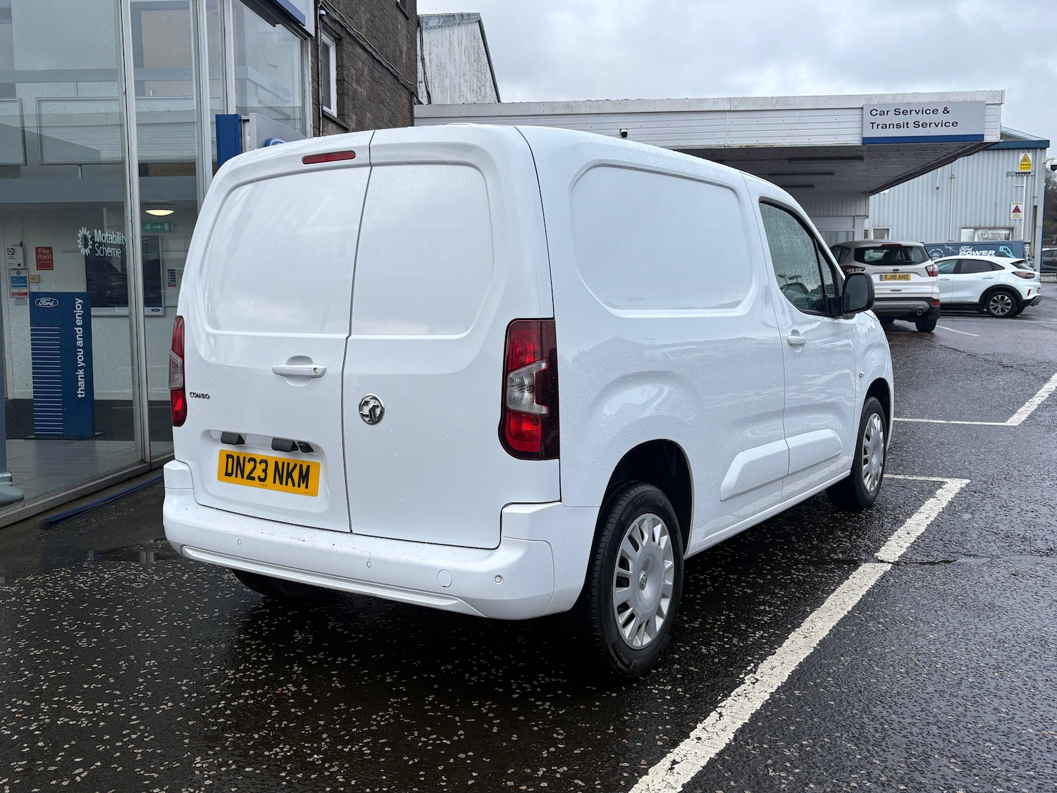 Used Vauxhall Combo 2023 for sale - 77530585: Photo 2