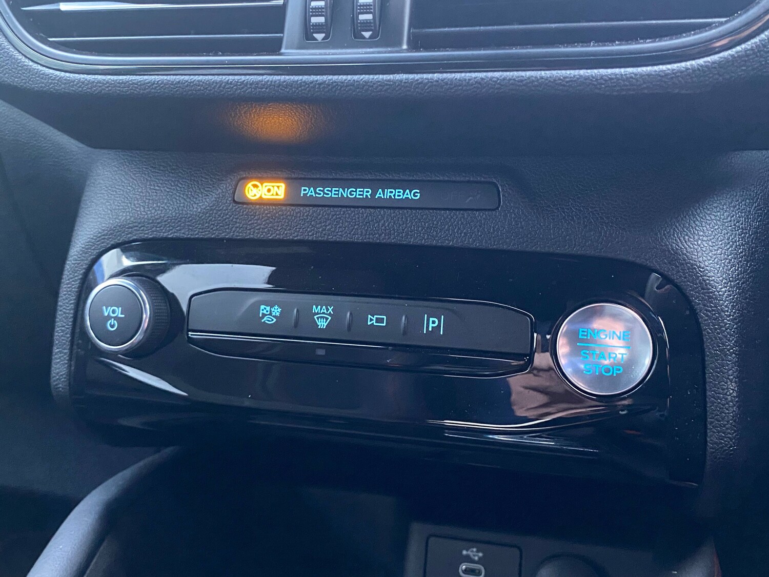 Used Ford Kuga 2025 for sale - 77702023: Photo 26