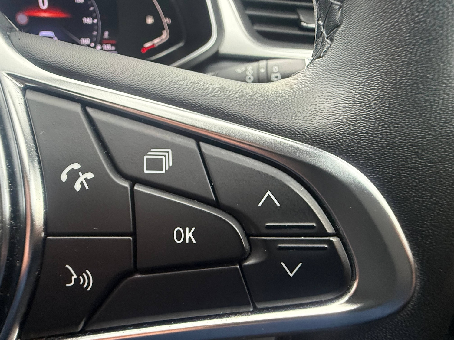 Used Renault Captur 2021 for sale - 76184792: Photo 13