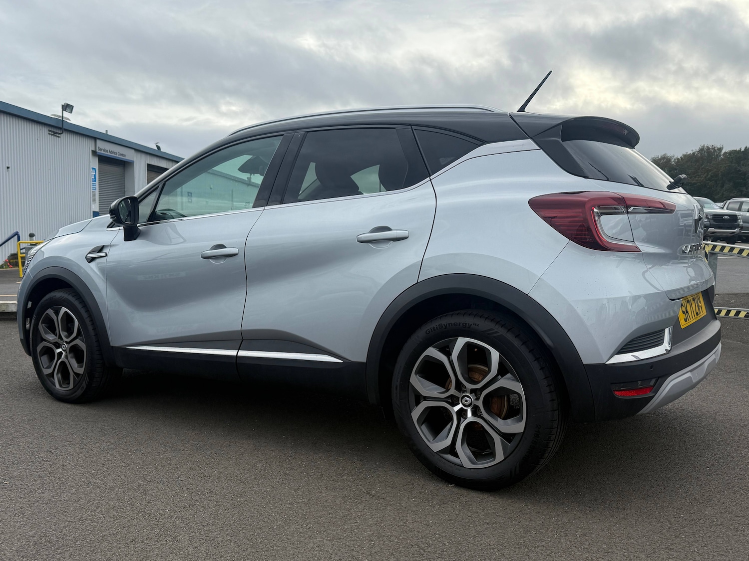 Used Renault Captur 2021 for sale - 76184792: Photo 3