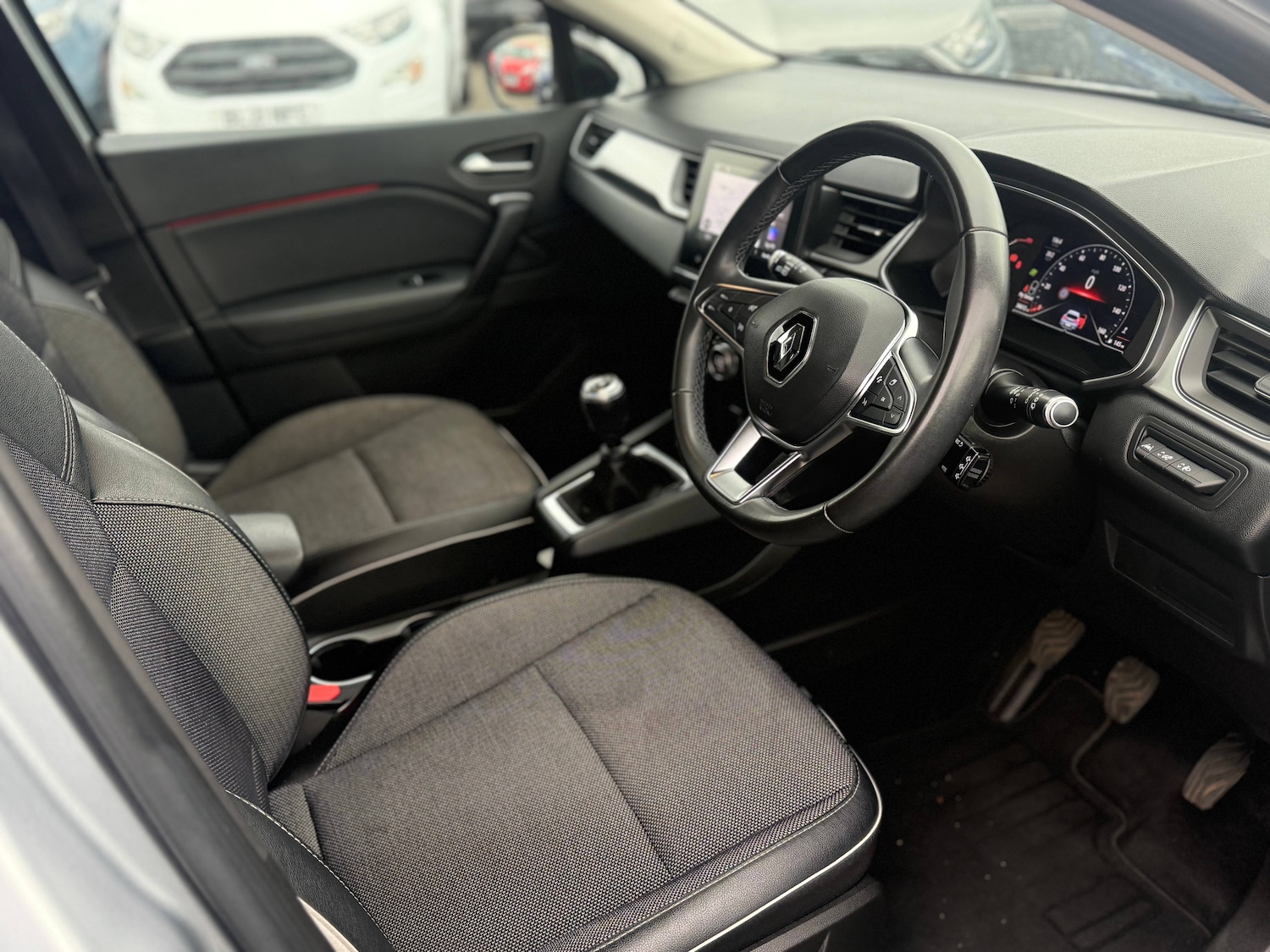 Used Renault Captur 2021 for sale - 76184792: Photo 8