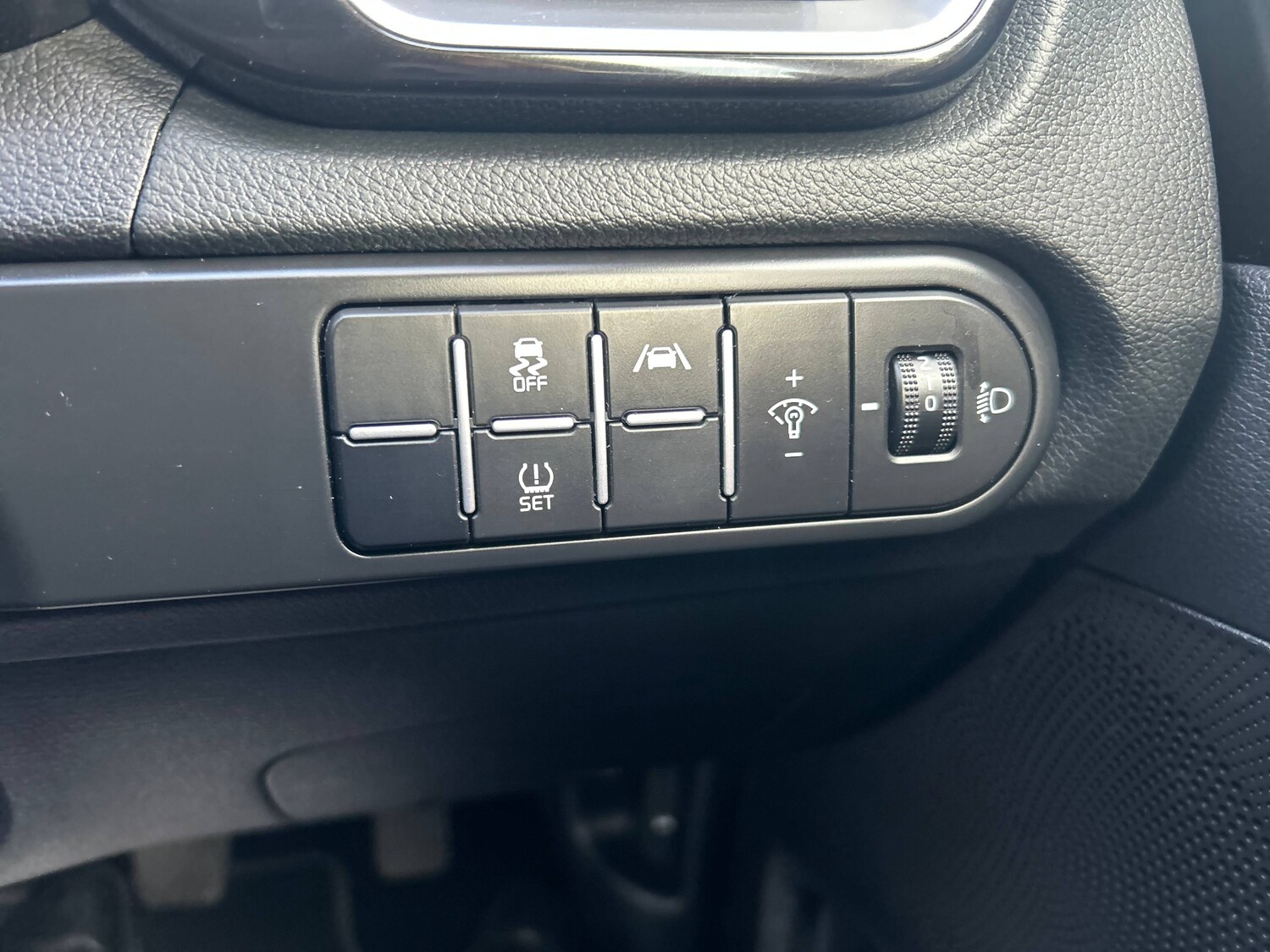 Used Kia XCeed 2023 for sale - 76374976: Photo 24