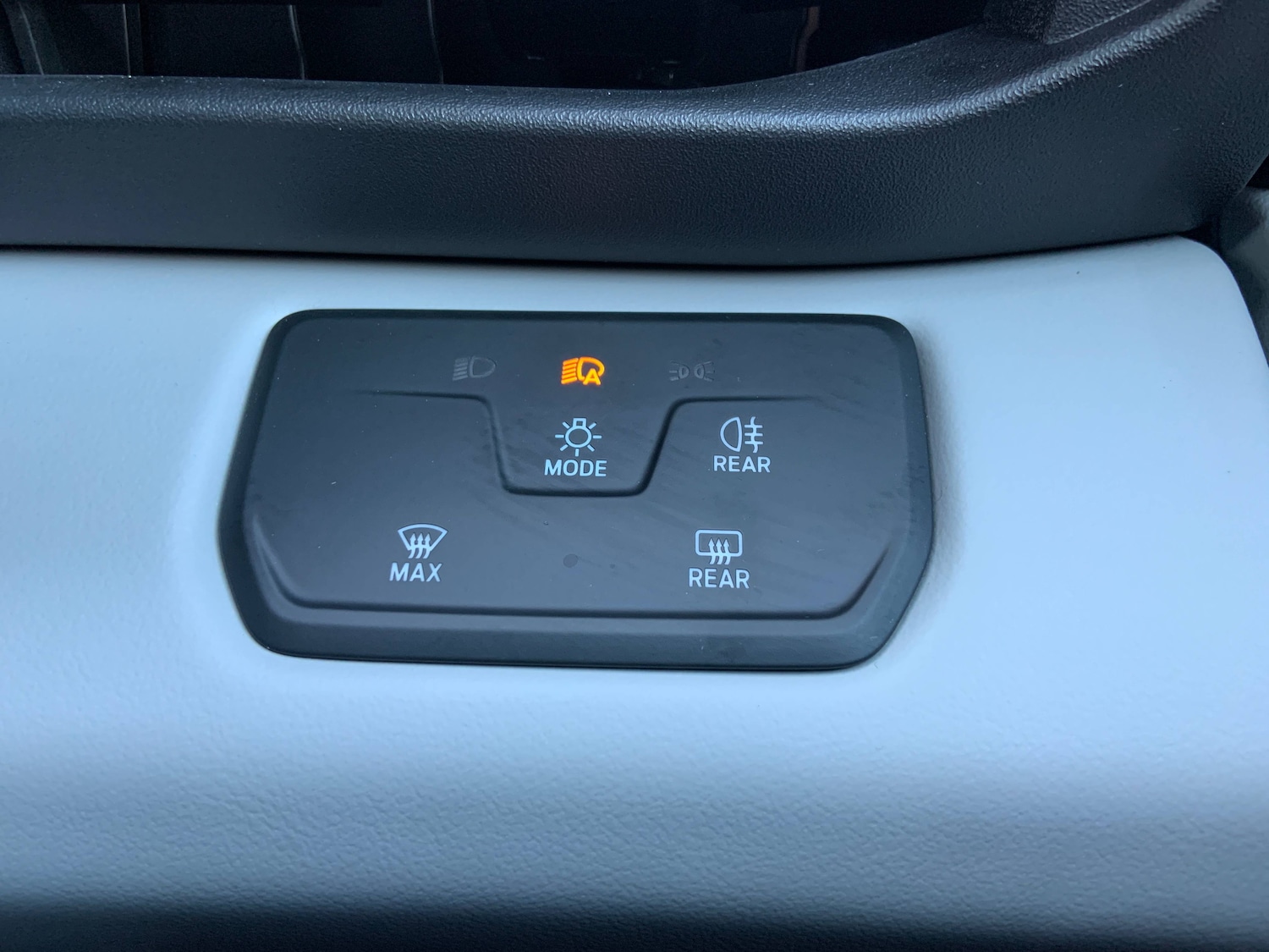 Used Ford Explorer 2025 for sale - 78123739: Photo 36