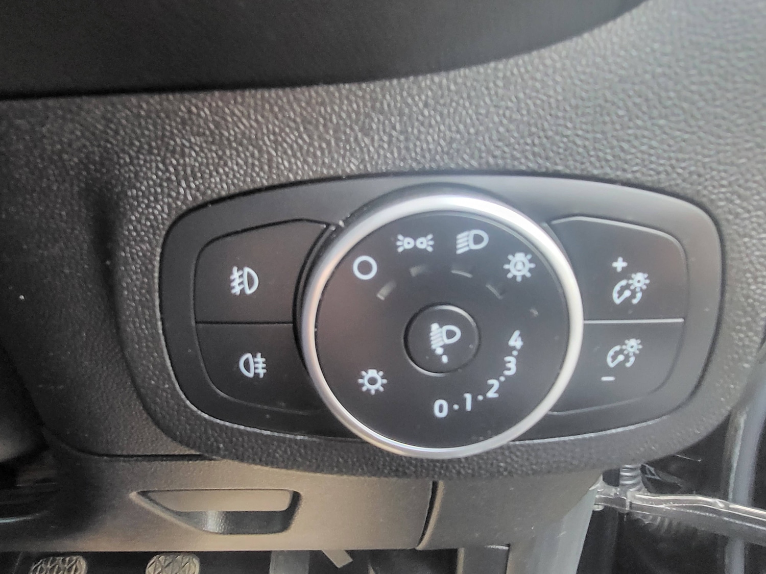 Used Ford Fiesta 2019 for sale - 76403402: Photo 10